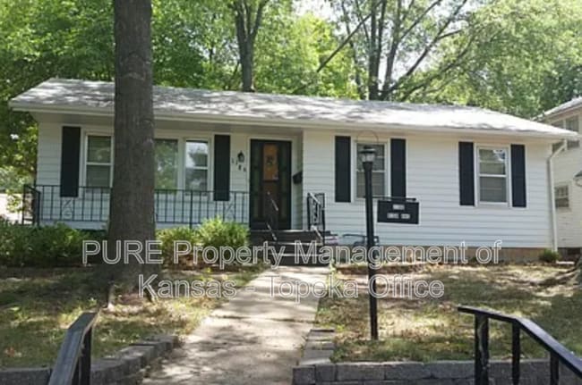 property at 1186 SW High Ave