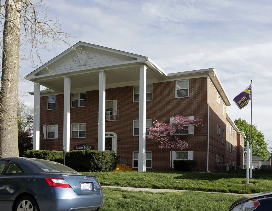 Hardin Plaza Apartments in Findlay, OH - Foto de edificio