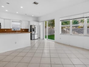 15687 SW 53rd St in Miramar, FL - Building Photo - Building Photo