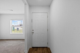 625 Riverdale Dr in Jarrell, TX - Building Photo - Building Photo