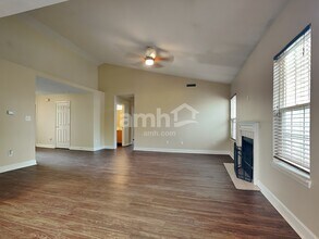 3345 Crestwell Dr in Indianapolis, IN - Building Photo - Building Photo