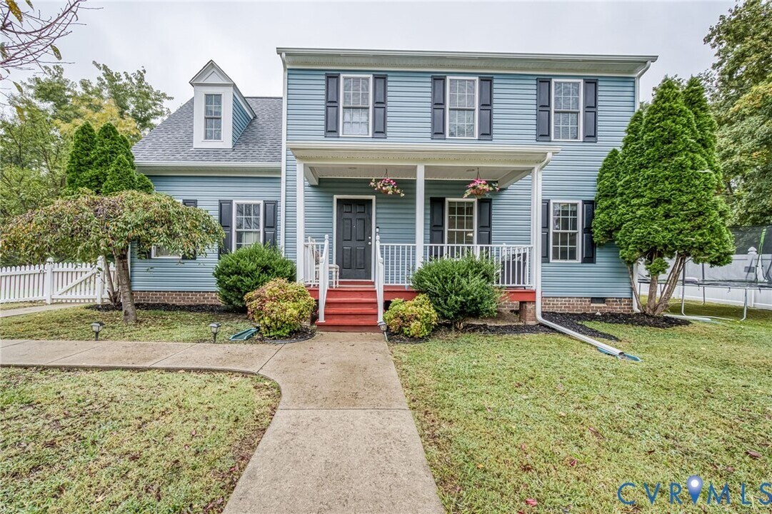 8600 Fordson Rd in Richmond, VA - Foto de edificio