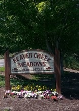 Beavercreek Meadows Apartments in Troutdale, OR - Foto de edificio - Building Photo