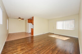 3827 Tilden Ave in Culver City, CA - Building Photo - Building Photo