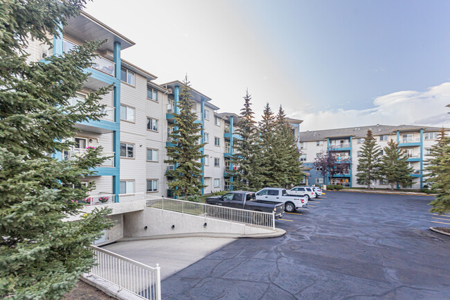 The Heritage Park Place in Sherwood Park, AB - Building Photo - Building Photo