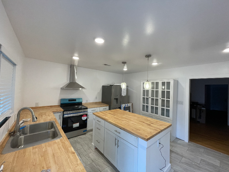 547 Dulin St in Florence, AL - Building Photo
