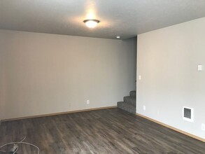 1409 NE Tucson Way in Bend, OR - Building Photo - Building Photo