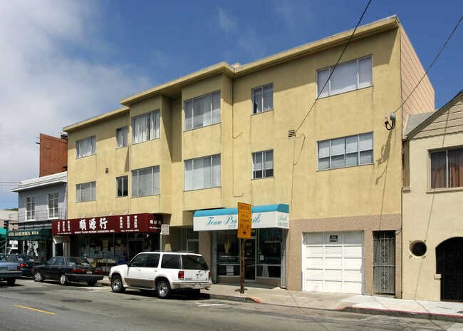 2713-2717 San Bruno Ave in San Francisco, CA - Foto de edificio - Building Photo