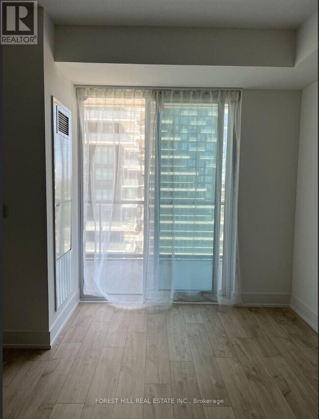 10-1710 Inn On The Pk Dr in Toronto, ON - Building Photo - Building Photo
