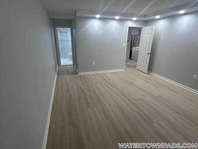 131 Coolidge Ave in Watertown, MA - Foto de edificio - Building Photo