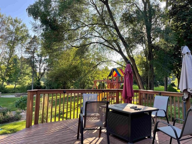 6221 Old Middleton Rd in Madison, WI - Building Photo - Building Photo