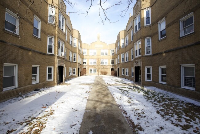 property at 4830 W Addison St