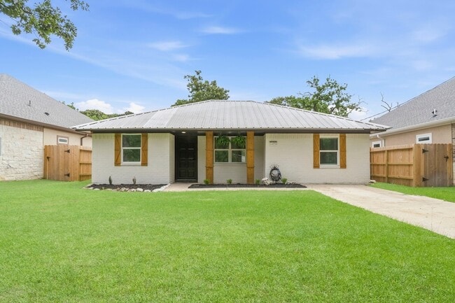property at 14850 Coaltown Rd