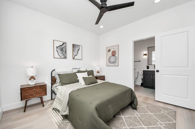 property at 2524 Live Oak St