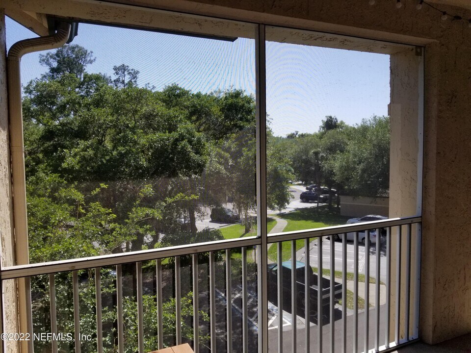 120 Veracruz Dr in Ponte Vedra Beach, FL - Building Photo