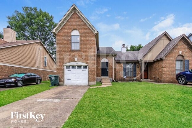 property at 5885 Ridgehill Dr
