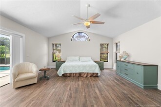 4704 SW Bermuda Way in Palm City, FL - Foto de edificio - Building Photo