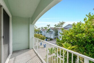 3156 Laurel Ridge Cir in Riviera Beach, FL - Building Photo - Building Photo