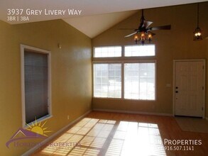 3937 Grey Livery Way in Antelope, CA - Building Photo - Building Photo