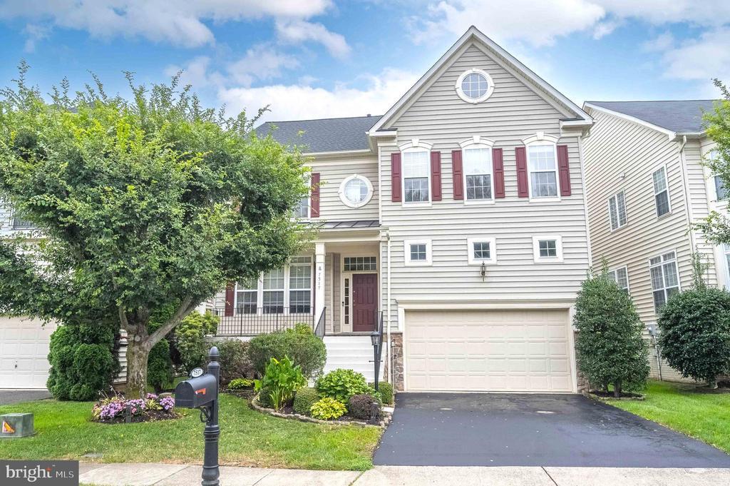 7517 Lindberg Dr in Alexandria, VA - Building Photo