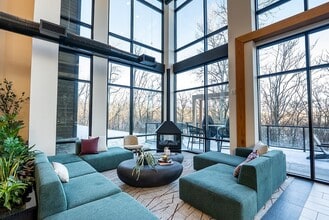 South Bank at Quarry Trails in Columbus, OH - Foto de edificio - Building Photo