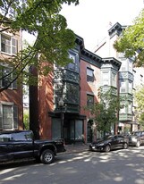 104 Waltham St in Boston, MA - Building Photo