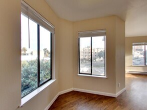 205 Collins St in San Francisco, CA - Building Photo - Building Photo