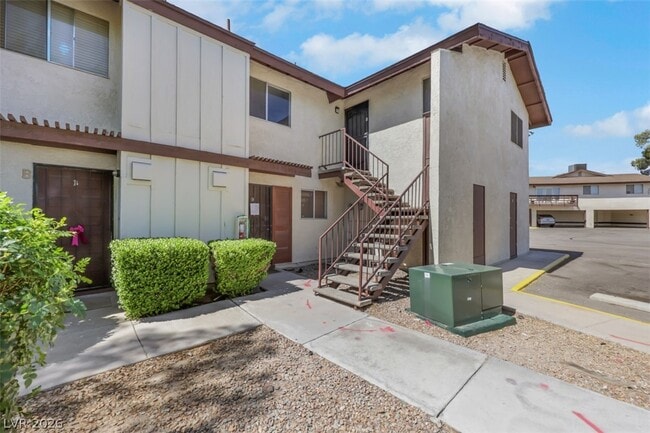 2373 Wooster Cir in Las Vegas, NV - Building Photo - Building Photo