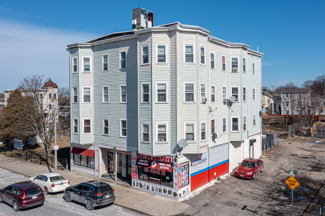 194-200 Blue Hill Ave in Roxbury, MA - Building Photo