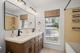87133 Golf Club Dr in Diamondhead, MS - Building Photo - Building Photo
