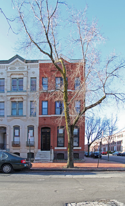 1836 Bolton St in Baltimore, MD - Foto de edificio