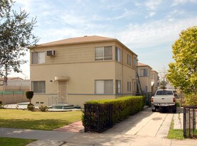 29 N Curtis Ave in Alhambra, CA - Building Photo
