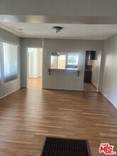 4281 S Hobart Blvd in Los Angeles, CA - Building Photo - Building Photo