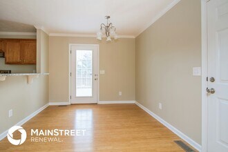 2810 Waywood Dr in Murfreesboro, TN - Foto de edificio - Building Photo