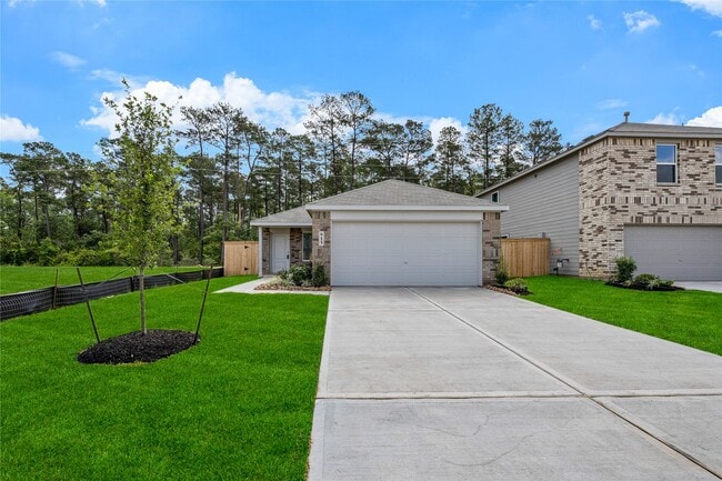 property at 915 Songbird Ln