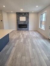 20514 16A Av NW in Edmonton, AB - Building Photo - Building Photo