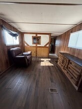 918 Elm St in Wilkesboro, NC - Foto de edificio - Building Photo