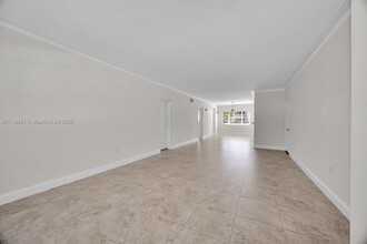950 Sevilla Ave in Coral Gables, FL - Building Photo - Building Photo