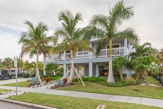 3604 E Maritana Dr in St Pete Beach, FL - Building Photo - Building Photo