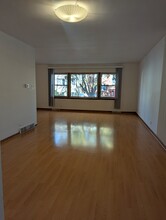 2309 W Arthur Ave, Unit 1 in Chicago, IL - Building Photo - Building Photo