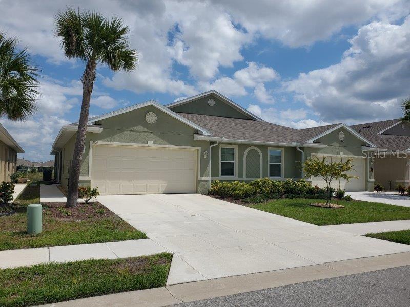 7104 W Lenox Cir in Punta Gorda, FL - Building Photo