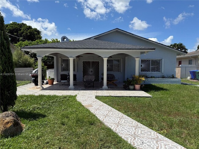 property at 3513 SW 4th St