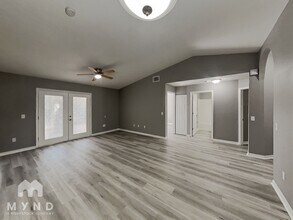 908 Hubbel Rd in Bradenton, FL - Building Photo - Building Photo