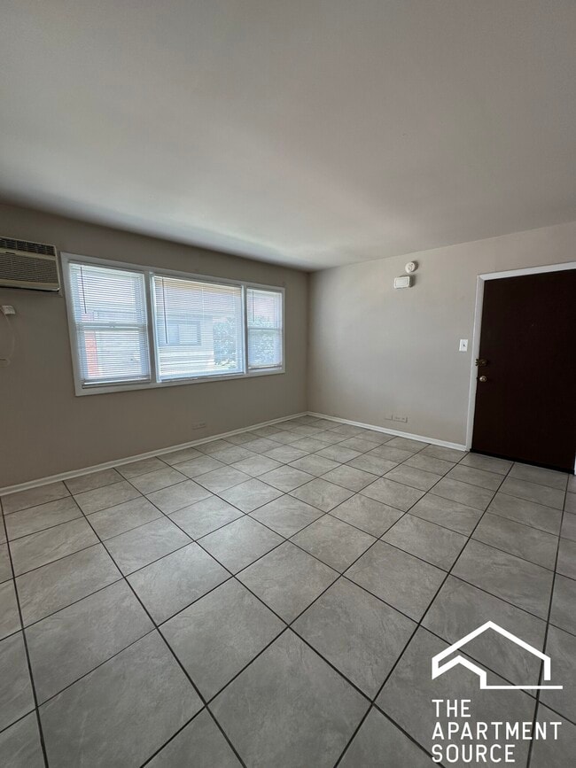 9612 Ivanhoe Ave in Schiller Park, IL - Building Photo - Building Photo