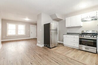 2547 S Robinson St in Philadelphia, PA - Foto de edificio - Building Photo