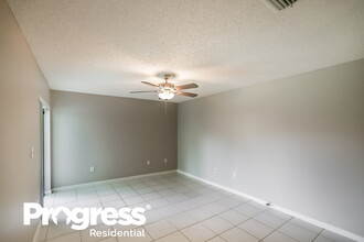 15024 SW 144th Pl-Unit -3 in Miami, FL - Building Photo - Building Photo