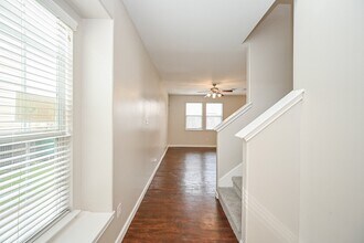 6127 Yorkglen Manor Ln in Houston, TX - Building Photo - Building Photo