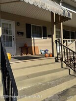 407 Boyle St in Dunmore, PA - Building Photo