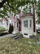 2 Howe Pl in St John's, NL - Building Photo