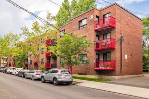 1945-1975 De Champlain in Montréal, QC - Building Photo